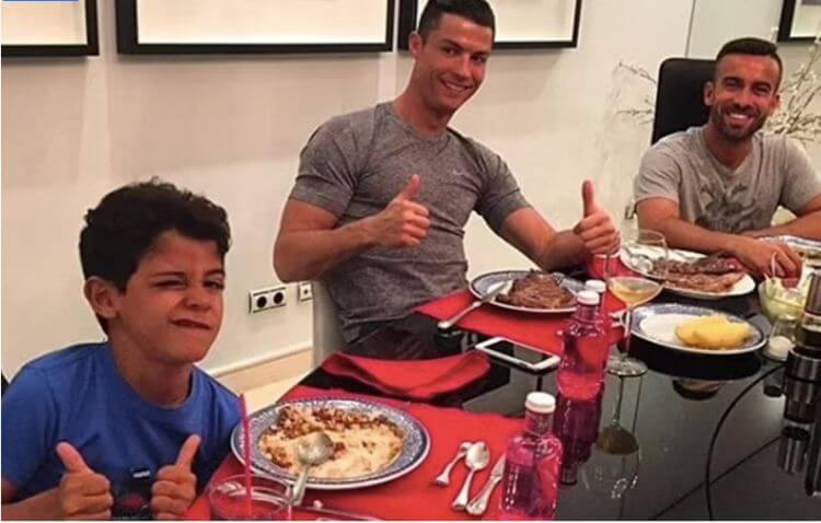Chế độ dinh dưỡng, yếu tố chính đứng sau thành công của Ronaldo
